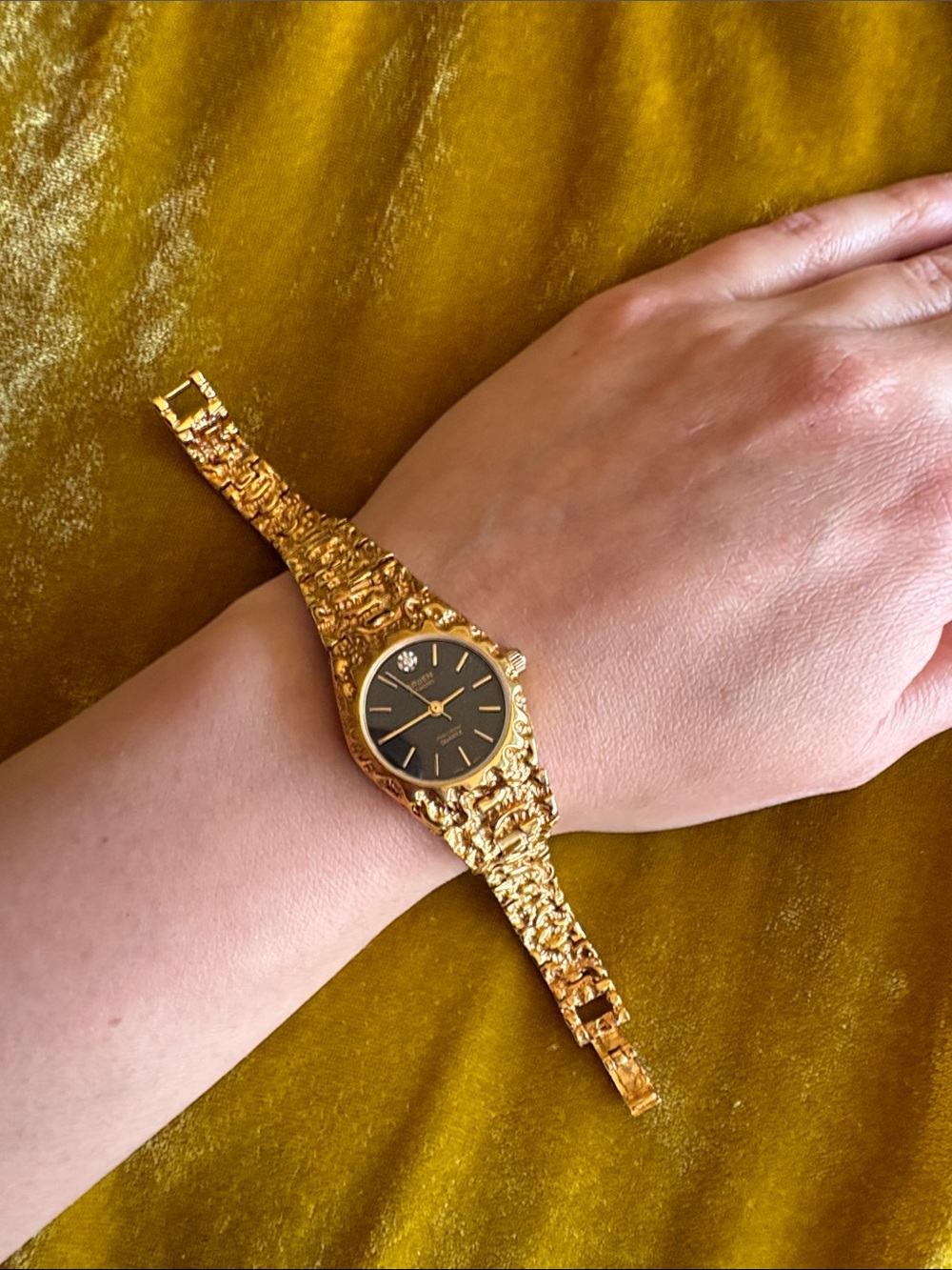 Vintage Gruen Gold Nugget Diamond Precision Quartz Watch w Stainless Steel Back